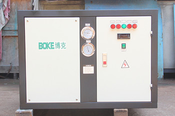 為什么工業(yè)冷水機會出現(xiàn)跑油現(xiàn)象？